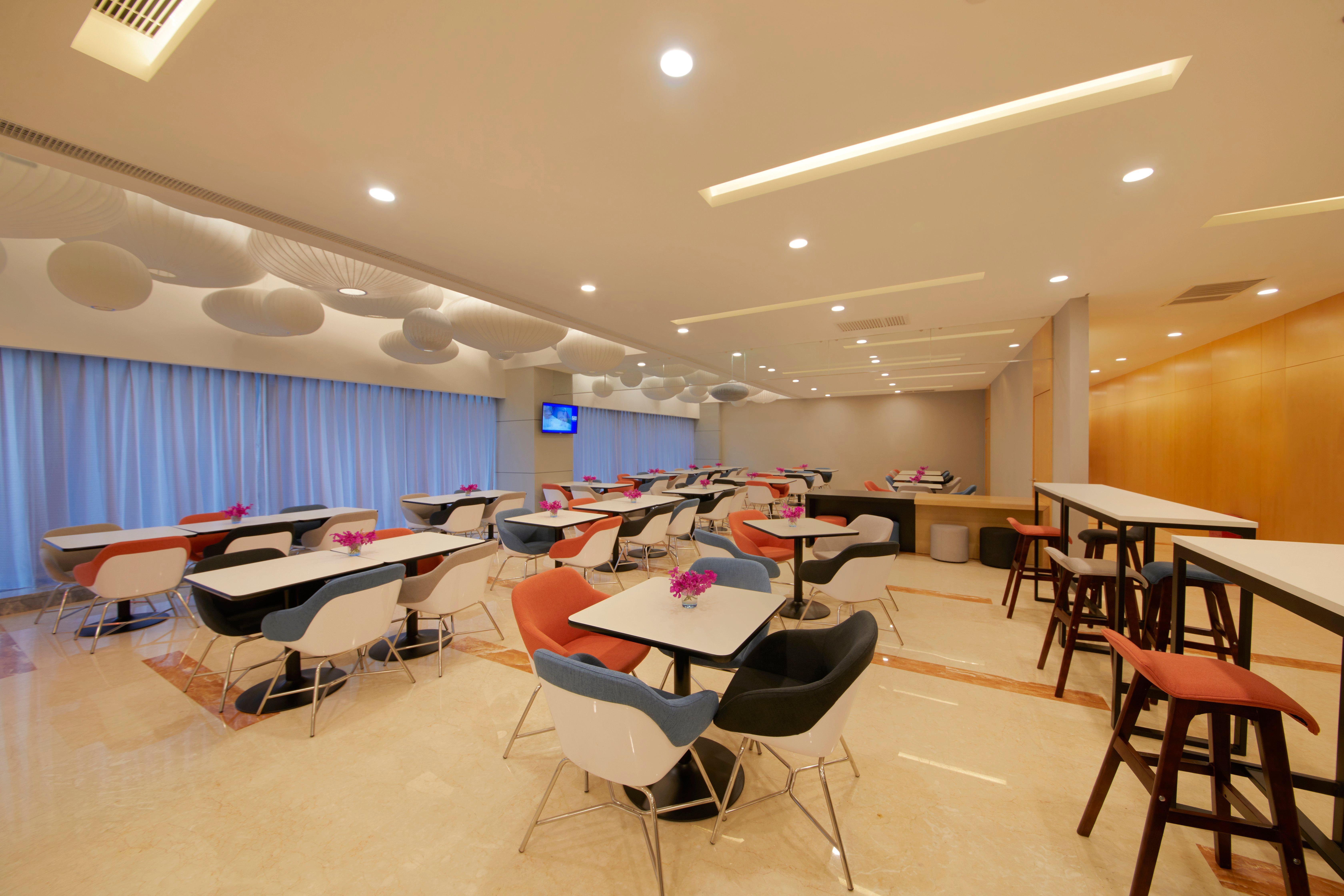 Holiday Inn Express Zhengzhou Zhengdong By Ihg Extérieur photo